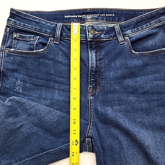 Chicos Women's DefineMe Jeans Blue Denim Straight Leg Ankle Stretch Size 12R - Picture 14 of 15